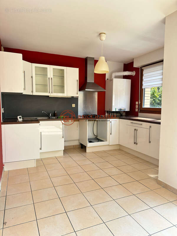 Maison 3 ch, sdd, sdb, jardin et garage - photo 7