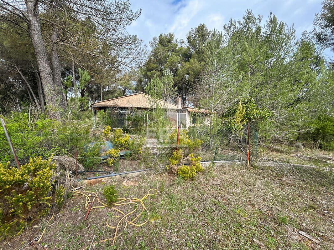 Maison à MEYRARGUES