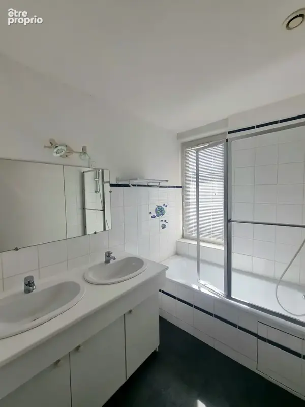 Maison 6 pièces 143 m2 - 4 Chb - Terrain de 723 m2 SAINT-ERBLON - photo 17