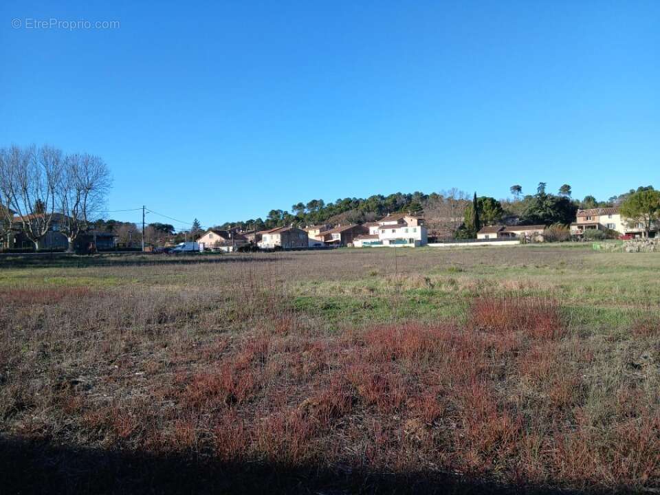 Terrain 442 m² à Brignoles  - photo 2