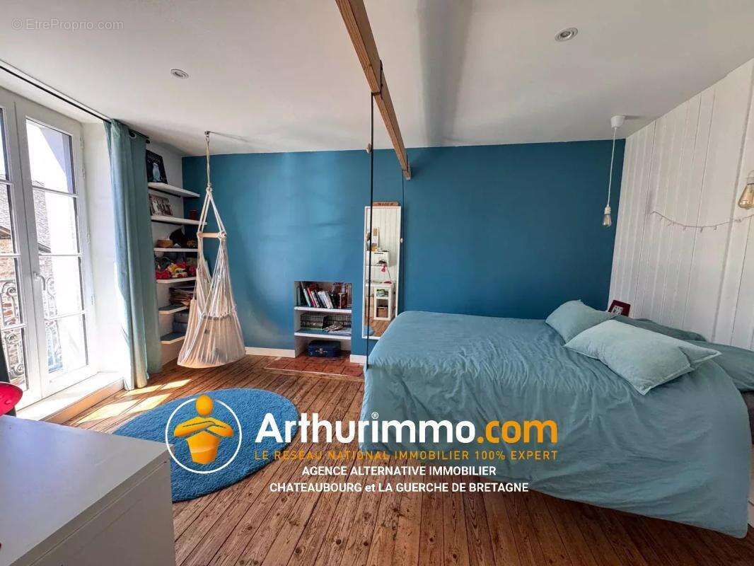 Maison à LA GUERCHE-DE-BRETAGNE