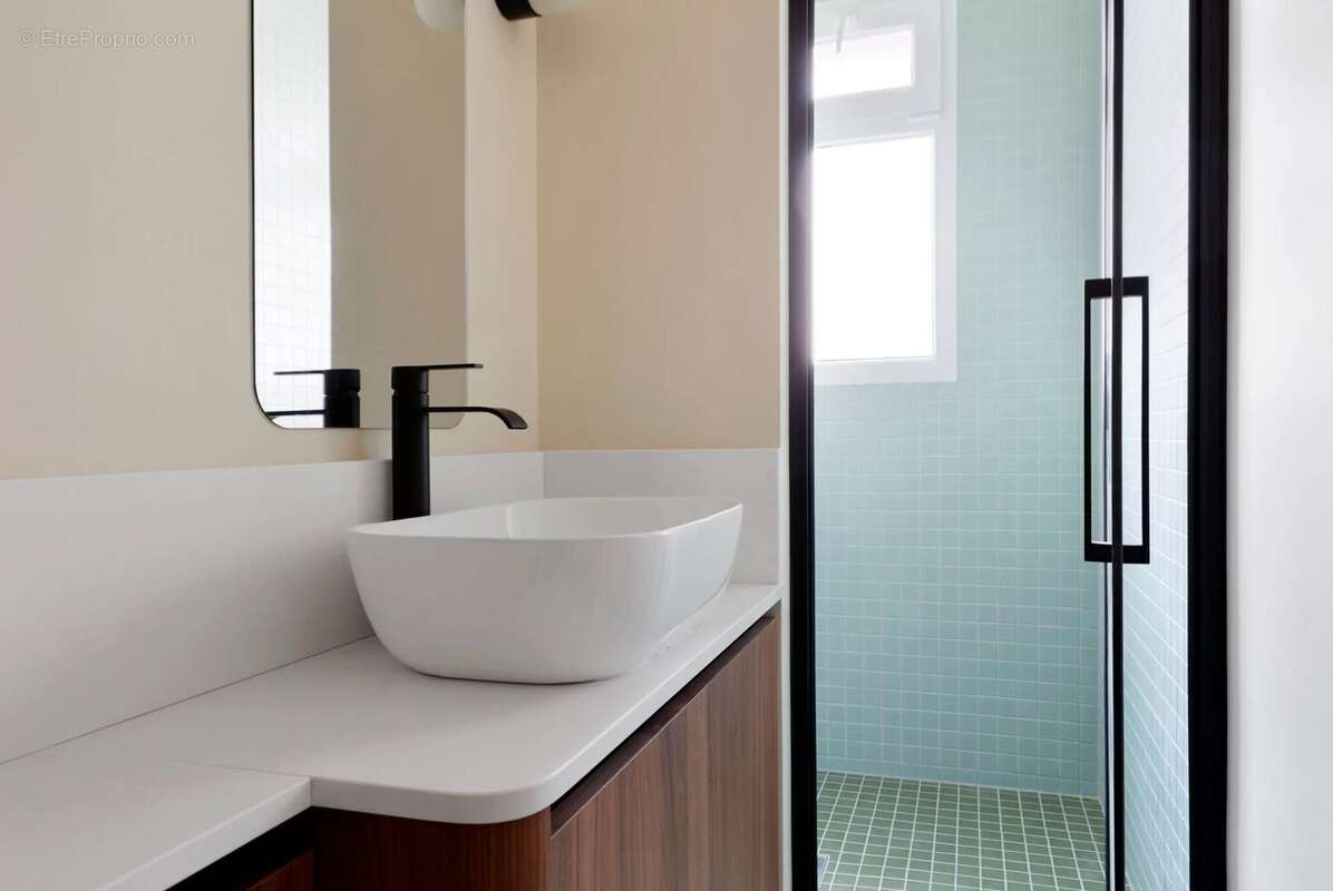 Appartement à PARIS-7E