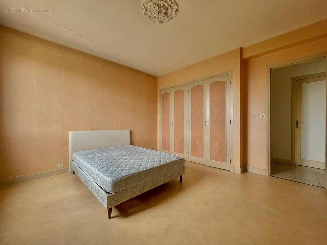   - Appartement à ALBI