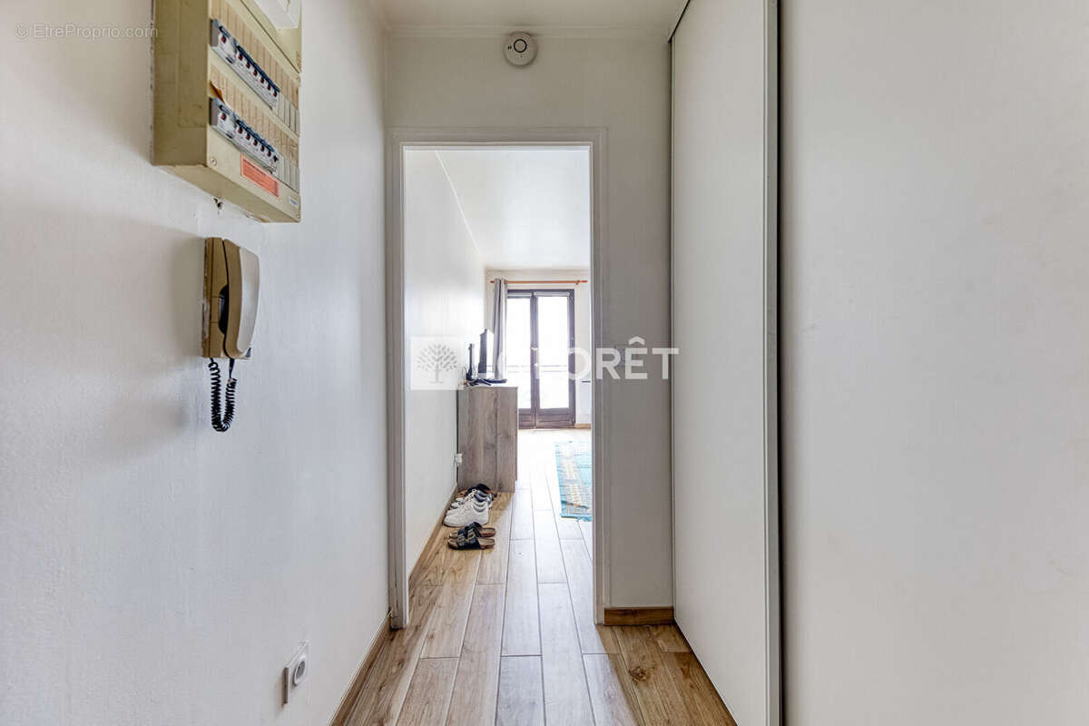 Appartement à OZOIR-LA-FERRIERE