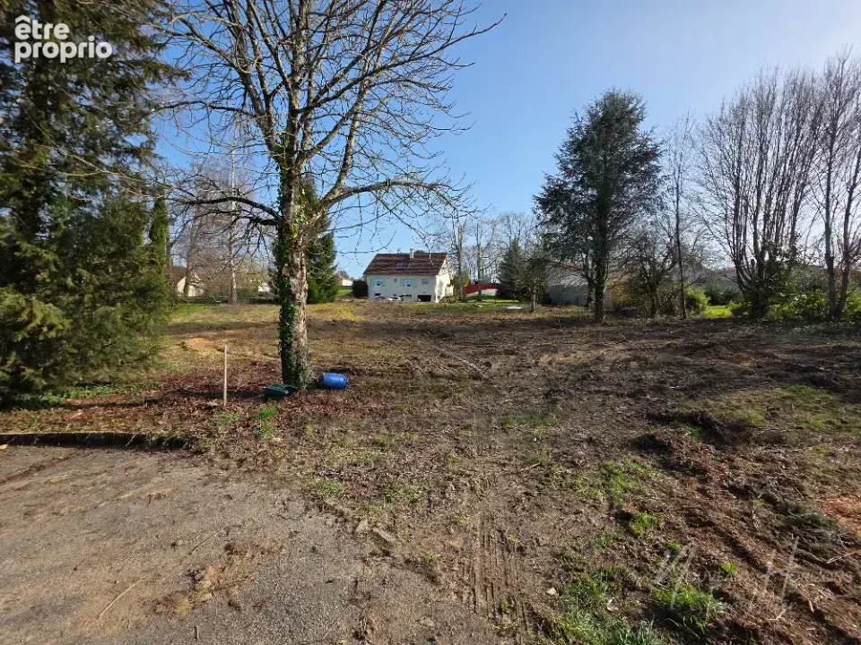 Photo Terrain à Feytiat au prix de 79 900€