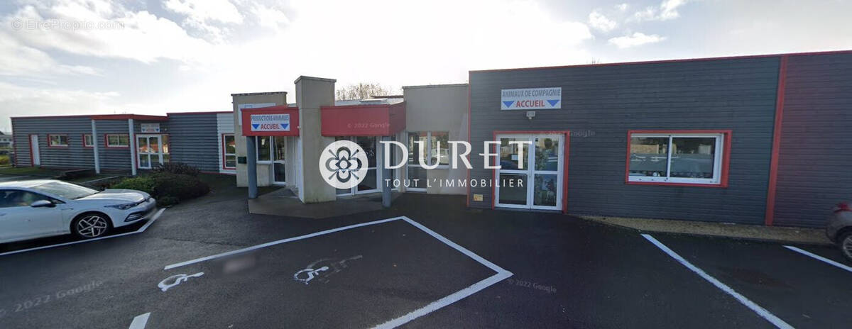 Commerce à LA CHATAIGNERAIE