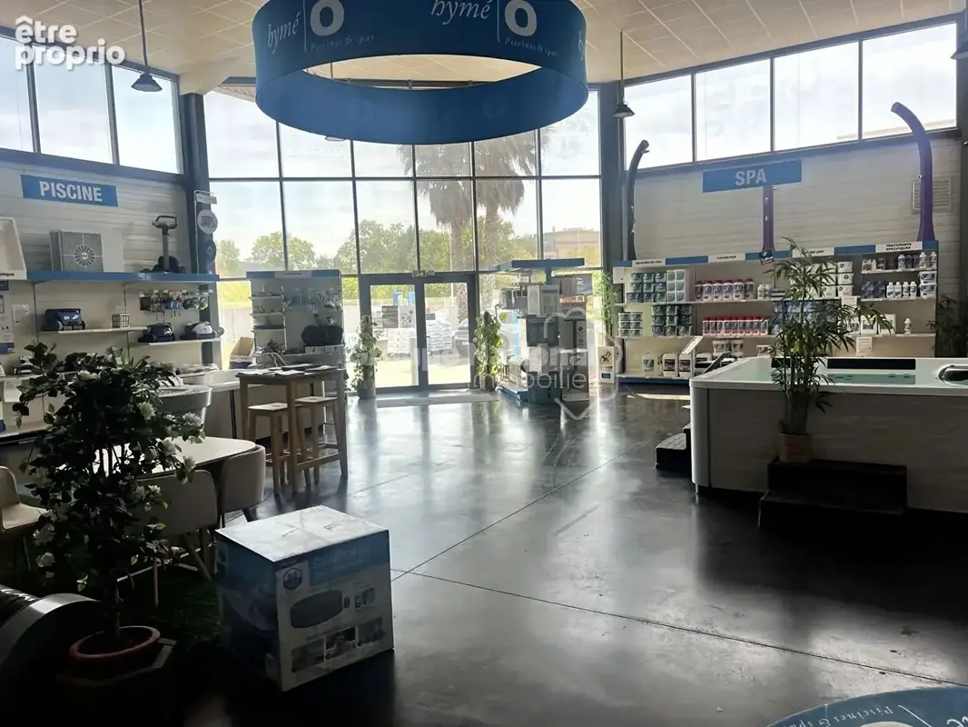 Photo Commerce à Lunel-Viel au prix de 1 551 000€