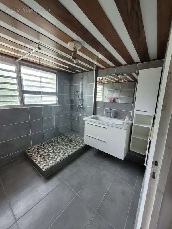 Appartement à LE GOSIER