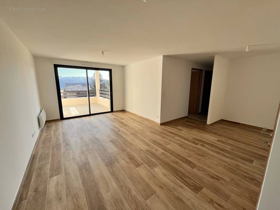 Appartement à LES ANGLES