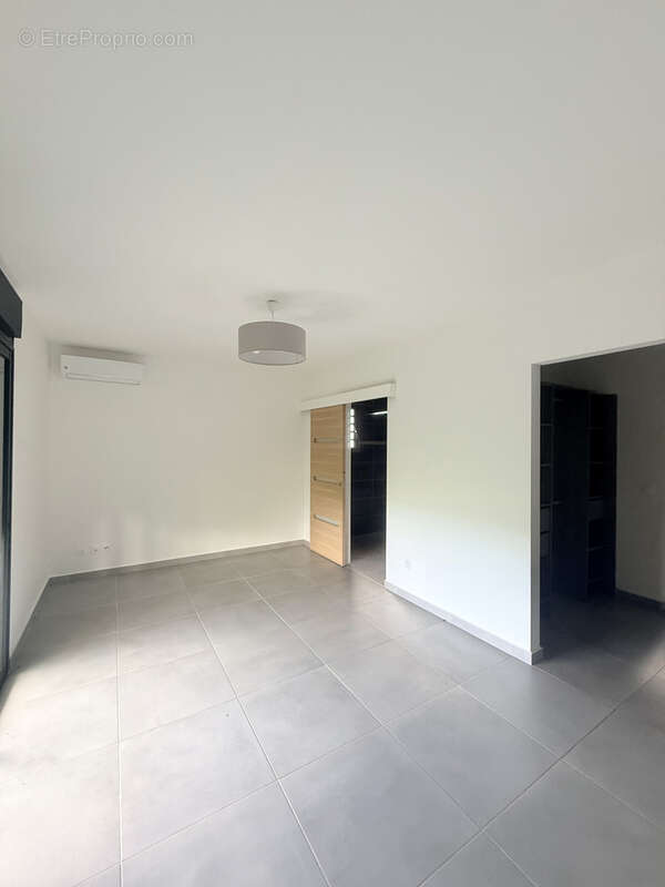 Maison à SAINT-DENIS