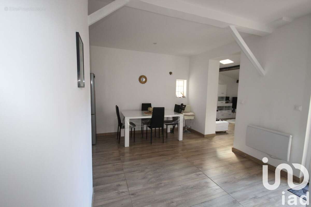 Photo 4 - Appartement à VILLENEUVE-LE-ROI
