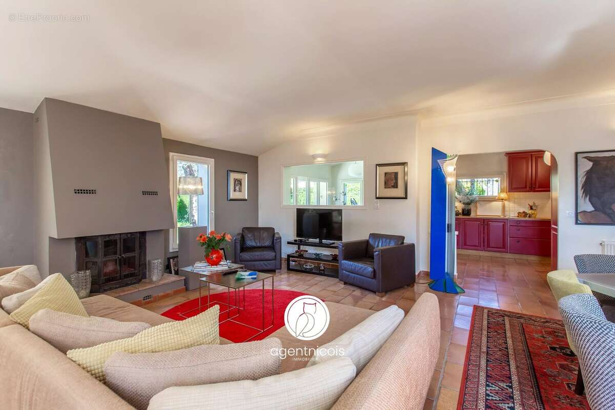 Maison à SAINT-JEANNET