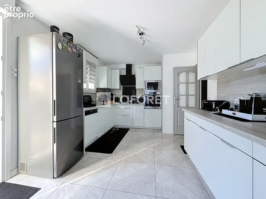 Laforêt Luzarches - Maison Chambly 6 pièce(s) 150m2 - photo 5