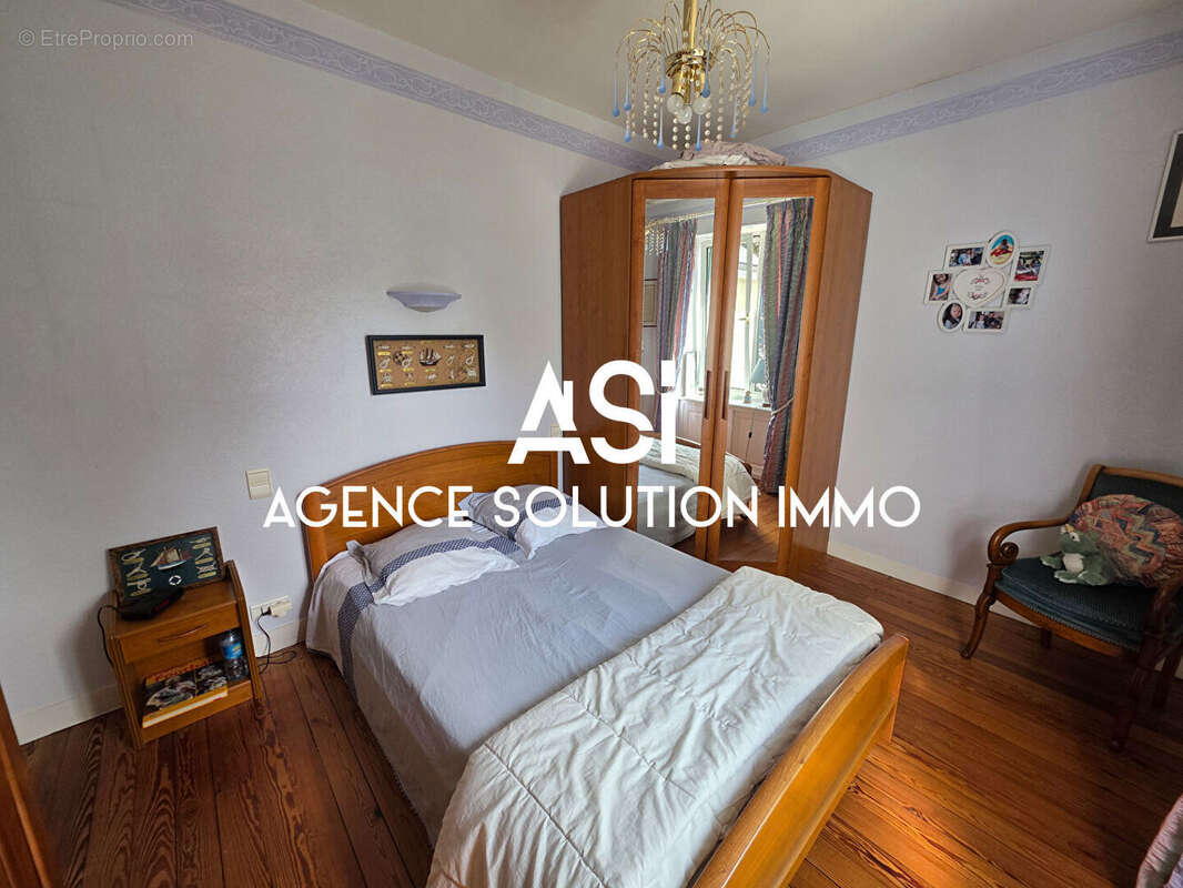 Maison bourgeoise de 176m² à Javron les Chapelles - photo 10