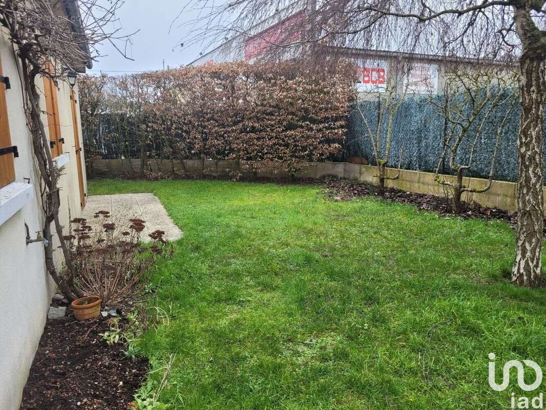 Photo 7 - Commerce à COMPIEGNE