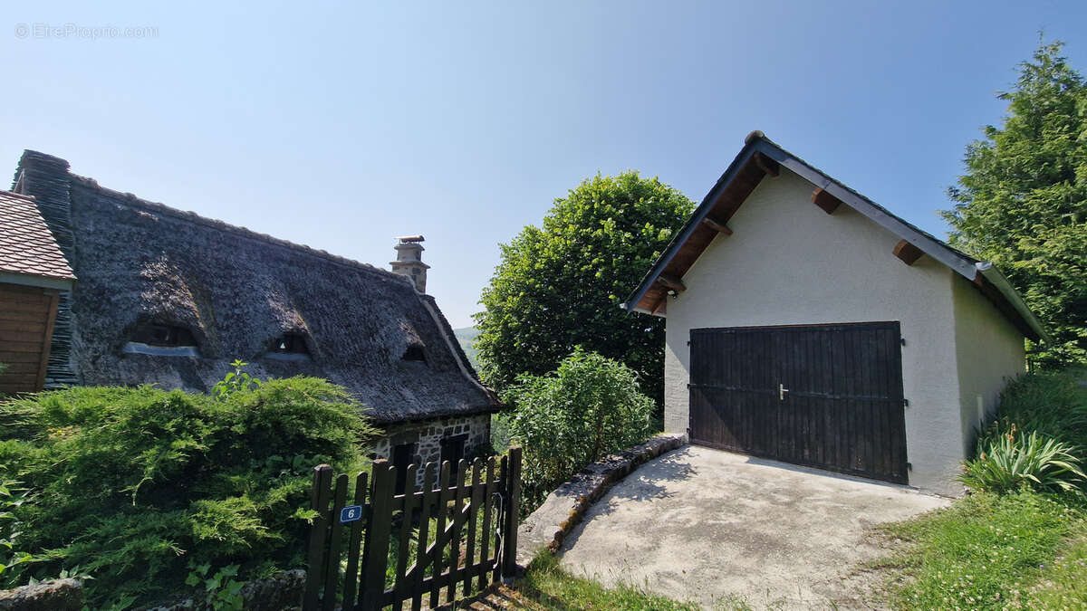 Maison à SAINT-CIRGUES-DE-JORDANNE