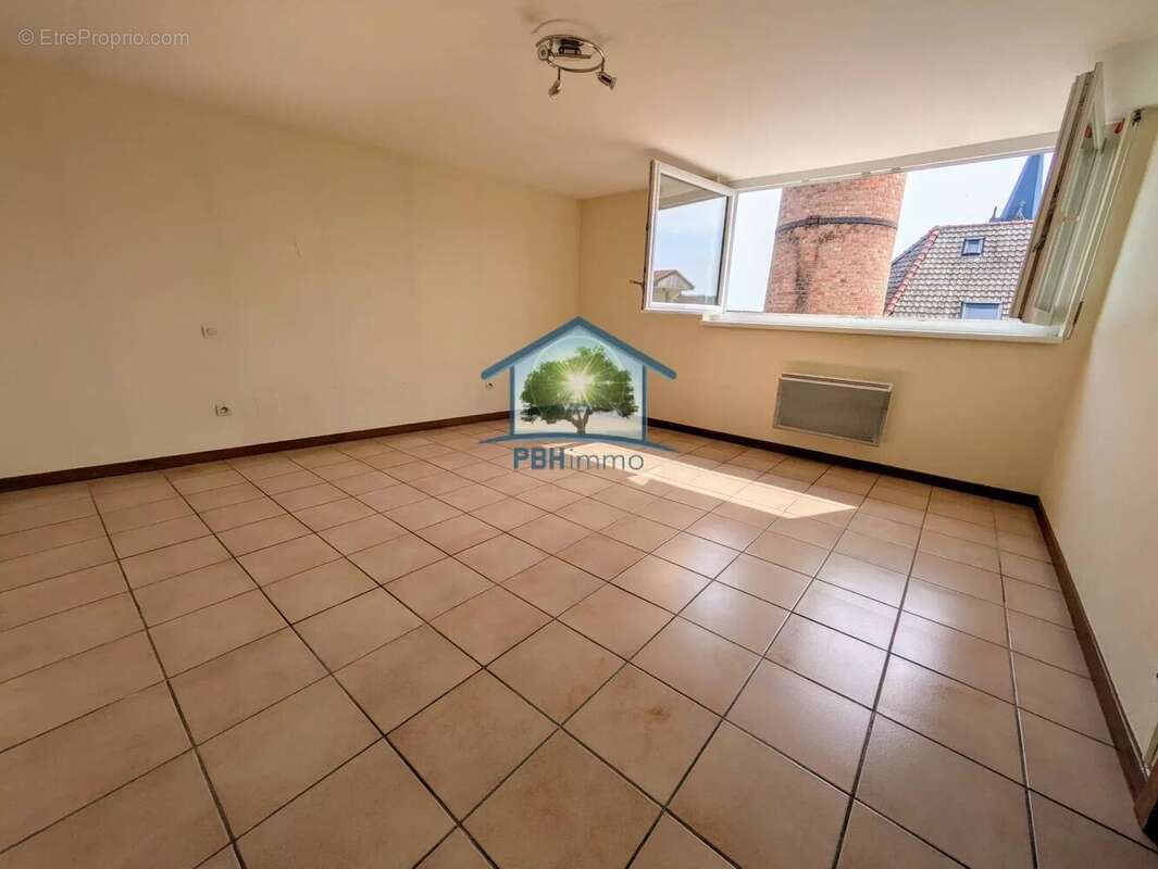 Appartement à NIEDERMODERN