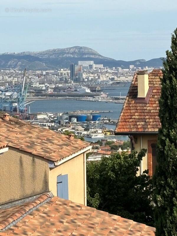 Photo 1 - Maison à MARSEILLE-16E