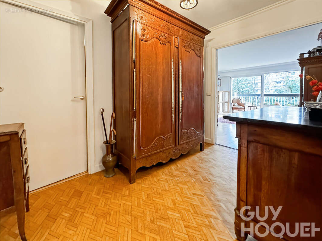 Appartement à VERSAILLES