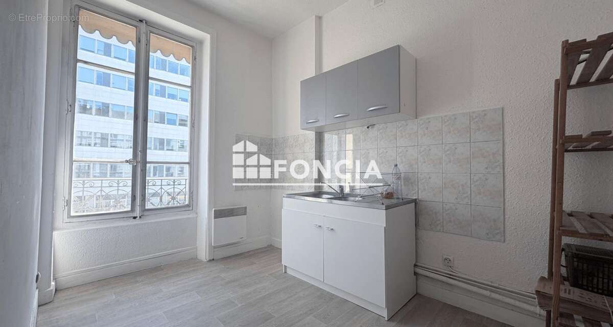 Appartement à LYON-3E
