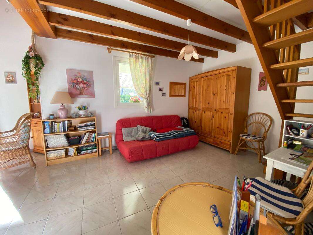 Maison à LES MATHES