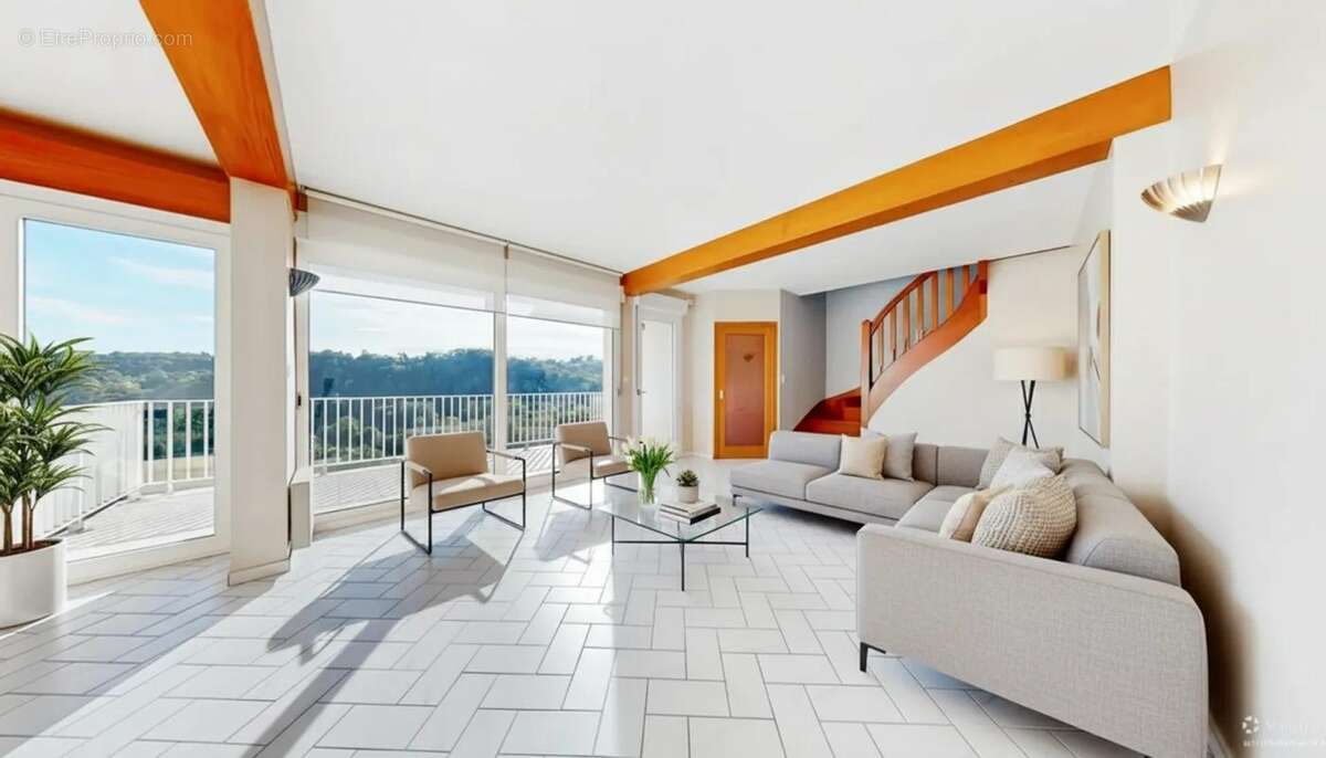 Maison à BIARS-SUR-CERE