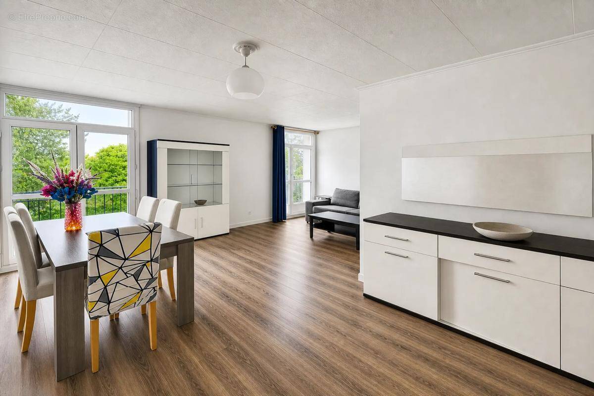 Appartement à RIS-ORANGIS