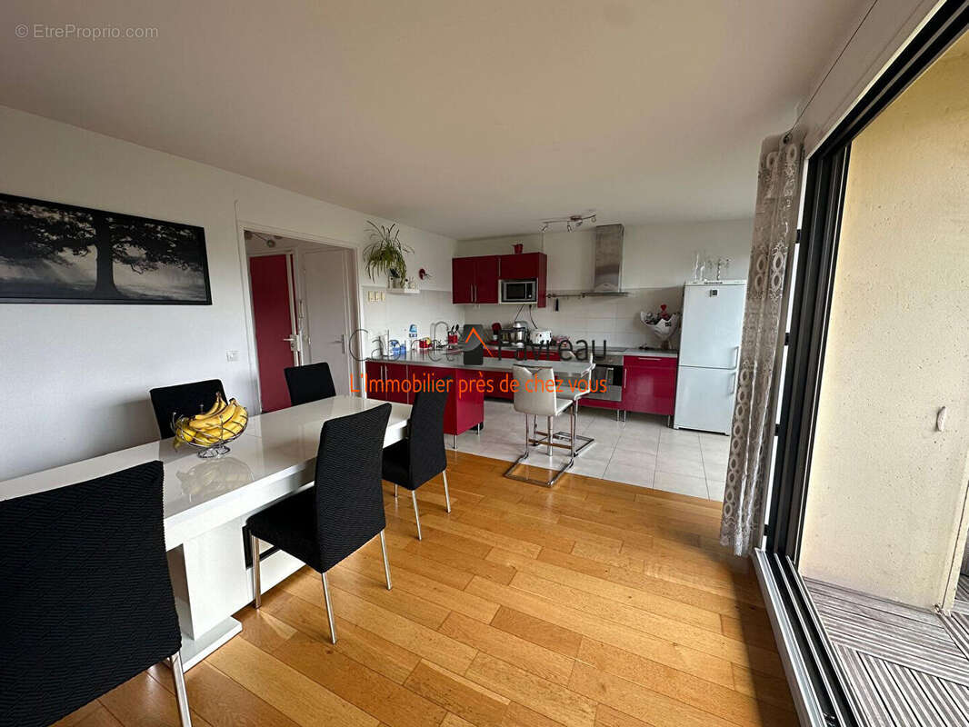 Appartement à L&#039;HAY-LES-ROSES