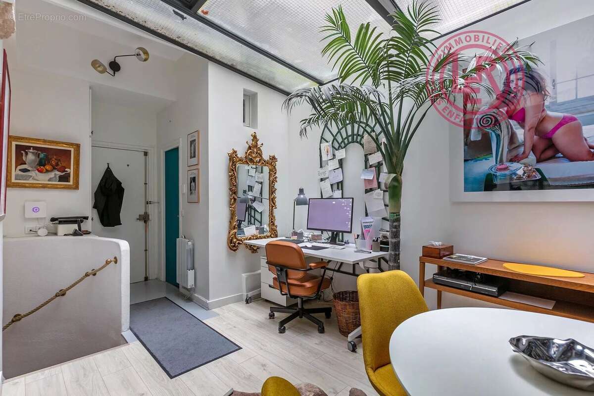 Appartement à PARIS-4E