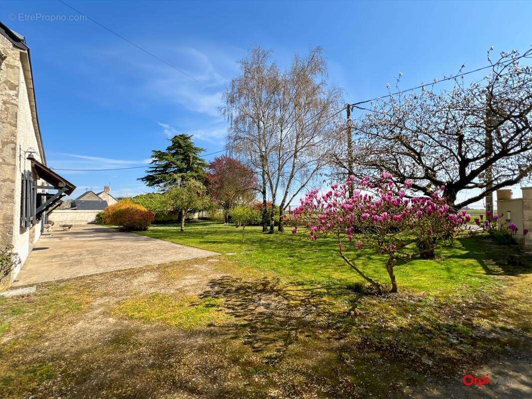Maison à JOSNES