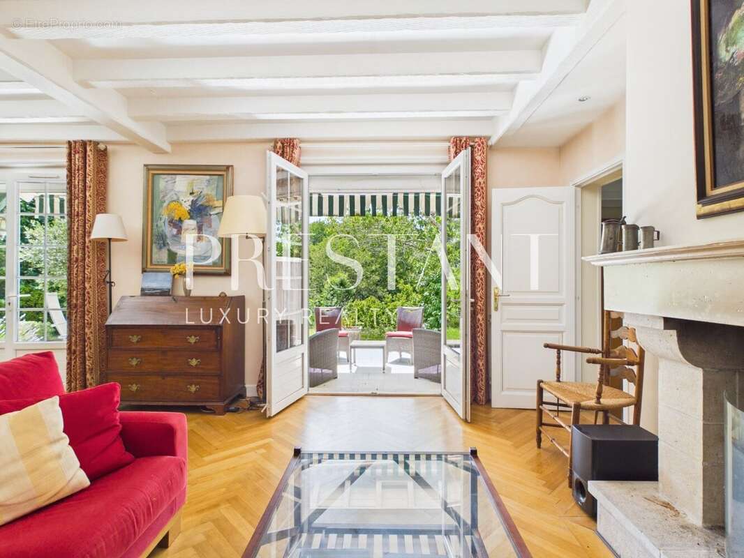 Maison à ARBONNE