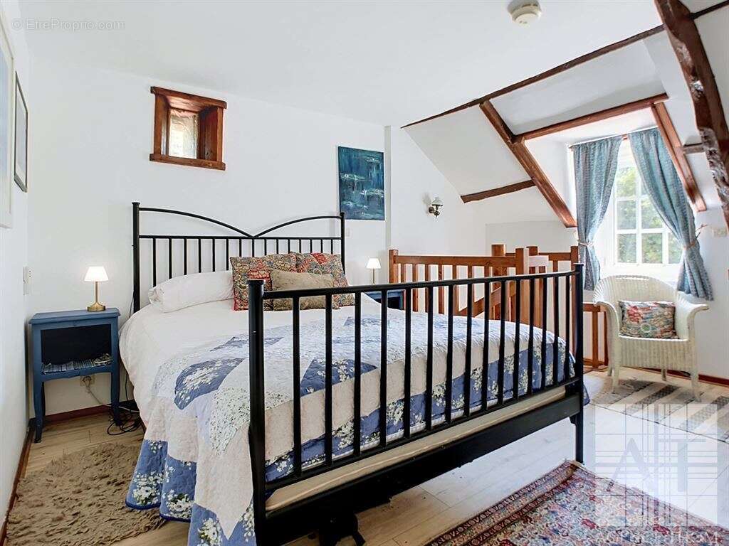 Ensemble immobilier de deux maisons, charme et authenticité - photo 12