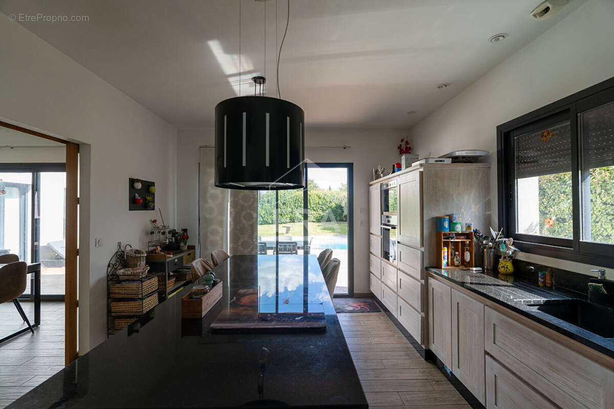 Maison à BOUC-BEL-AIR