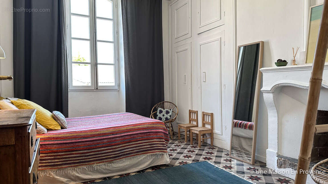 Duplex avec studio attenant et terrasse à Uzes - photo 8