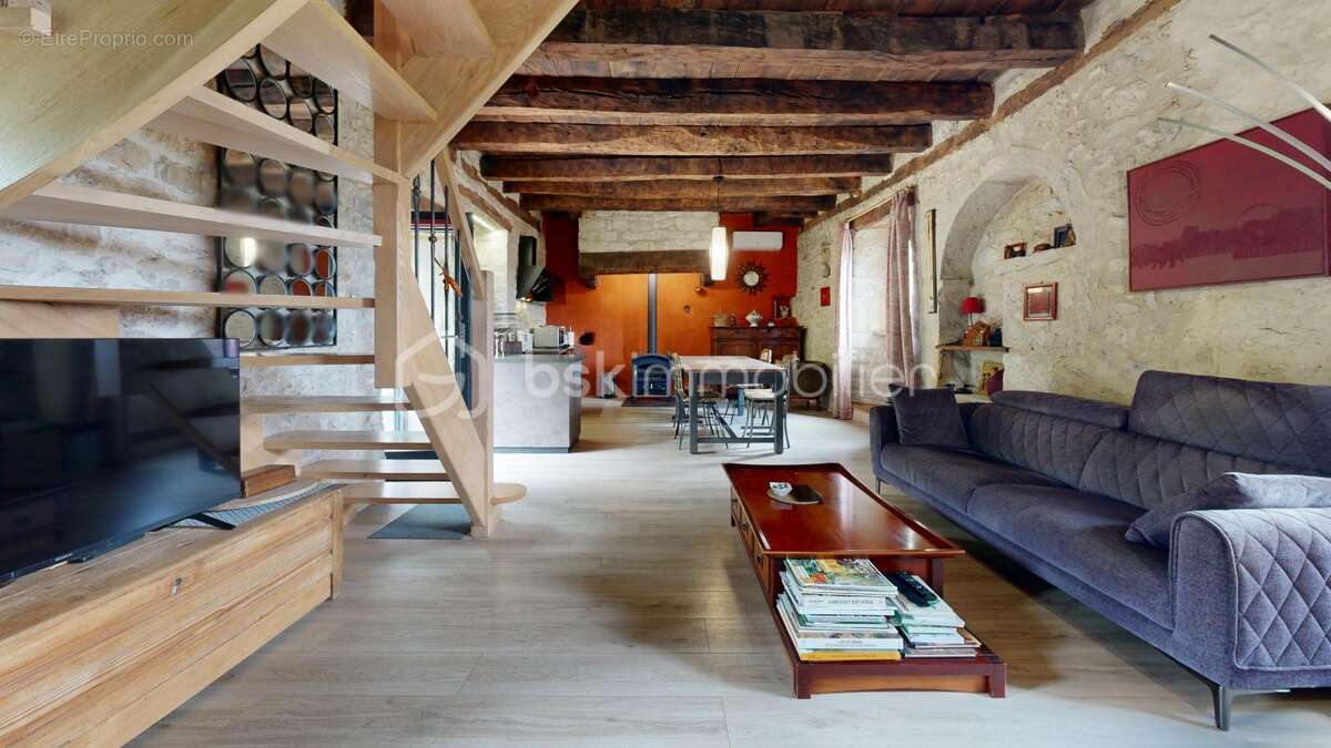 Maison à GINOUILLAC