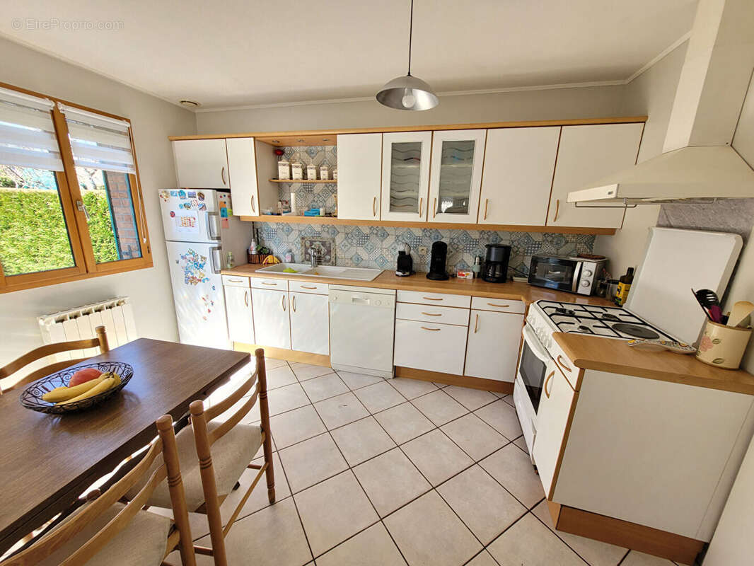 Maison à HALLENNES-LEZ-HAUBOURDIN