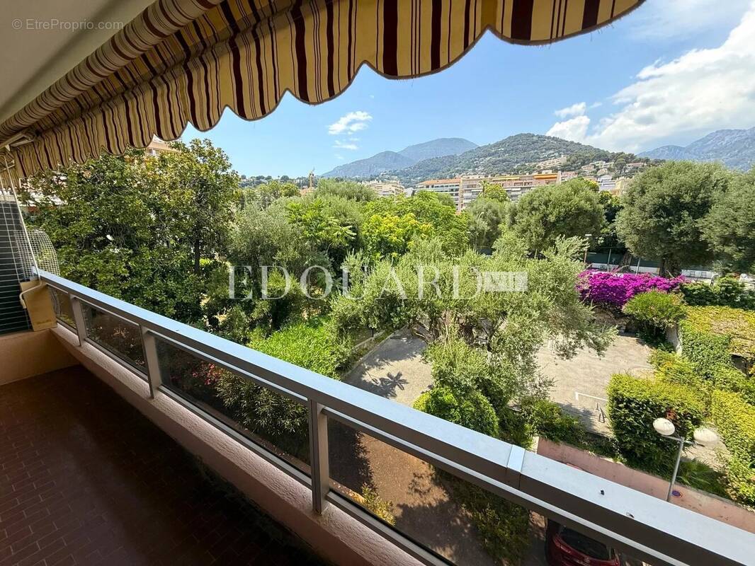 Appartement à ROQUEBRUNE-CAP-MARTIN