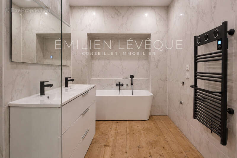 Maison à vendre - 4 Chambres de 126m2 à LOOS - photo 10