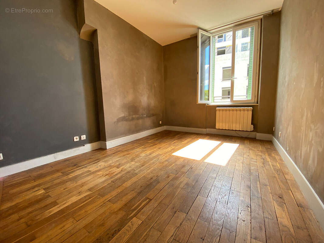 Appartement à LYON-7E