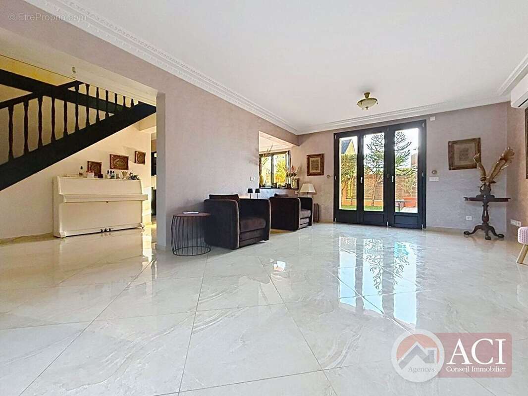 Maison 149 m² à Montmagny  - photo 7