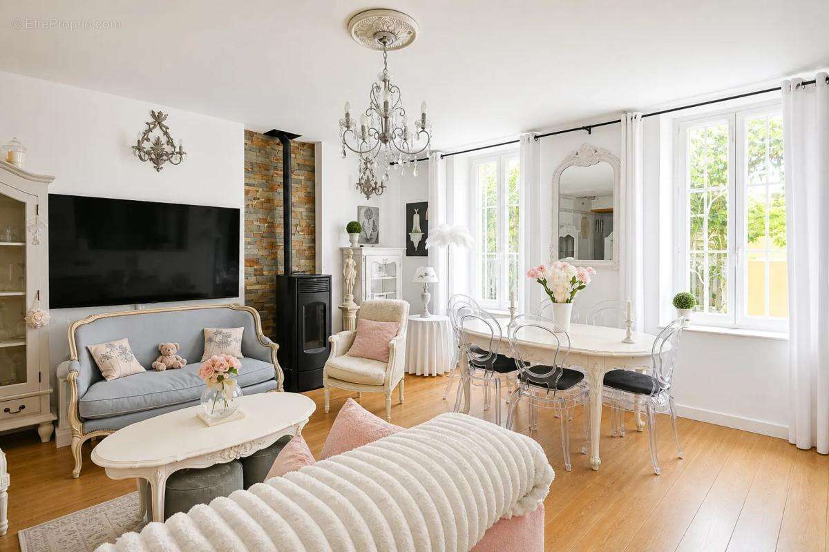 Maison de 5 pièces de 135 m² à Pont-Saint-Esprit - photo 3