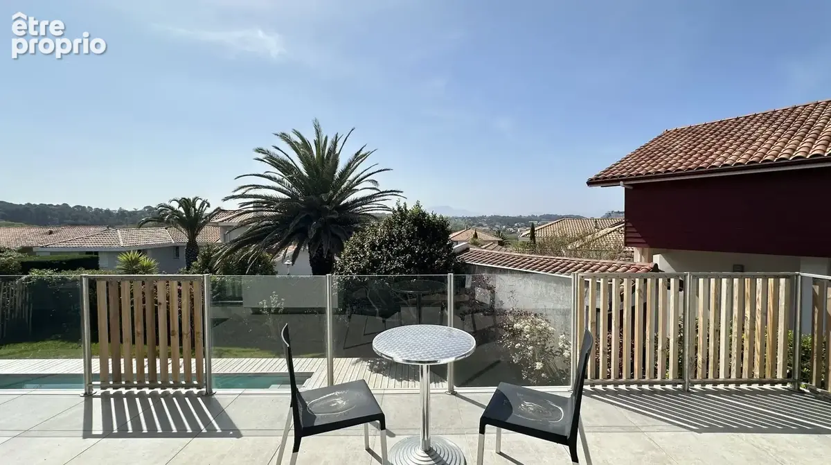 Biarritz milady  villa vue mer  203 m²  piscine  t2 indépendant  rénovée - photo 4