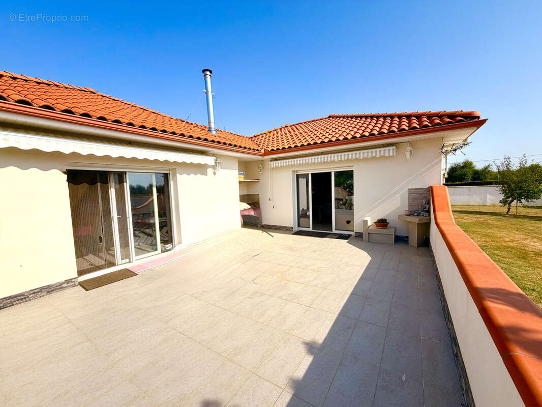 Villa sur Borderes, + studio attenant , avec pisicne - photo 21