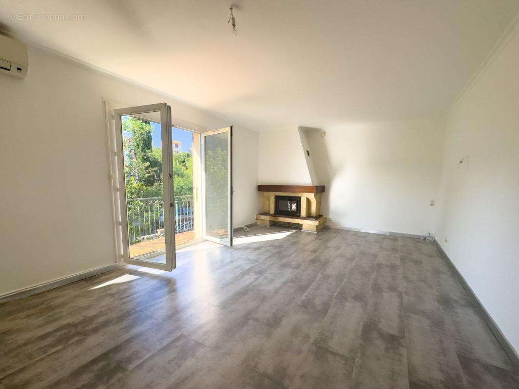 Maison à BOUJAN-SUR-LIBRON