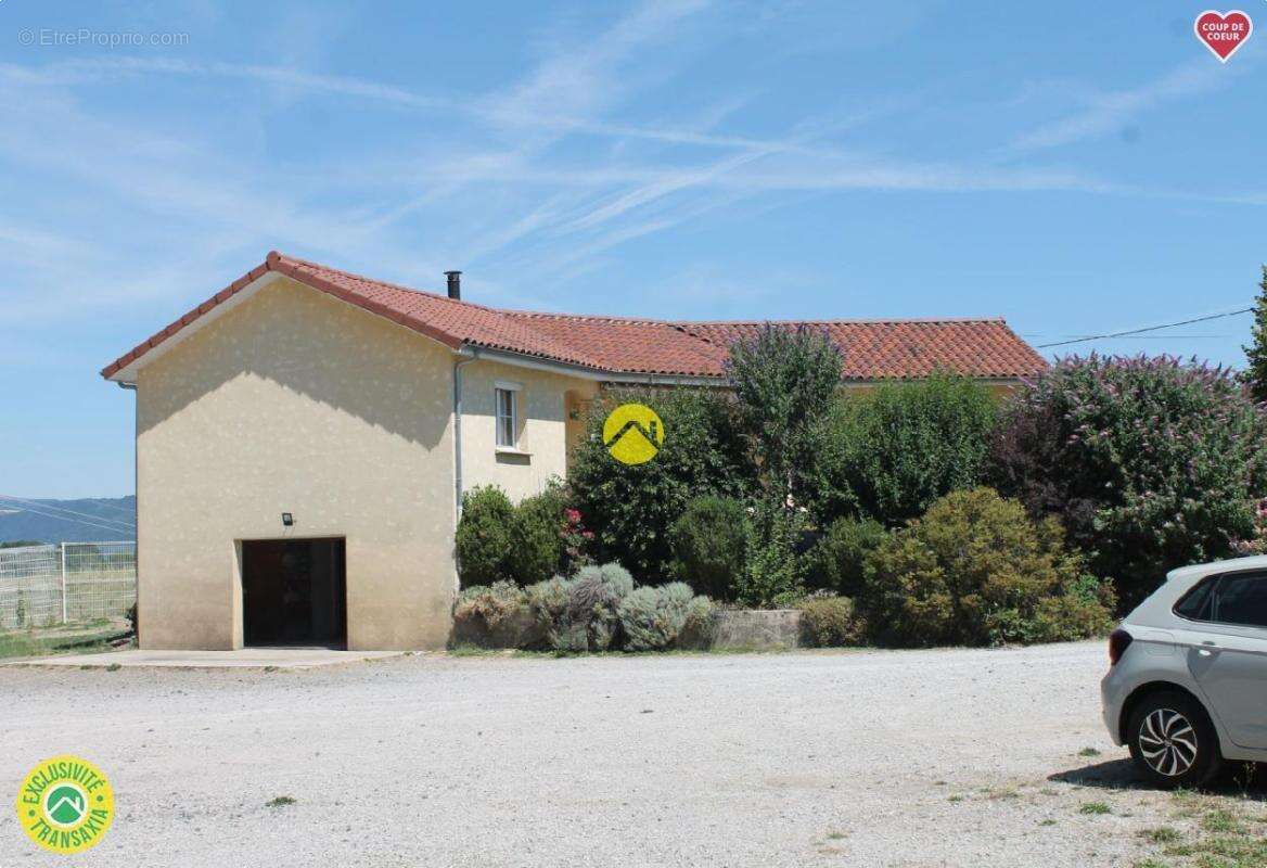 Maison 121 m² à Aurillac  - photo 2