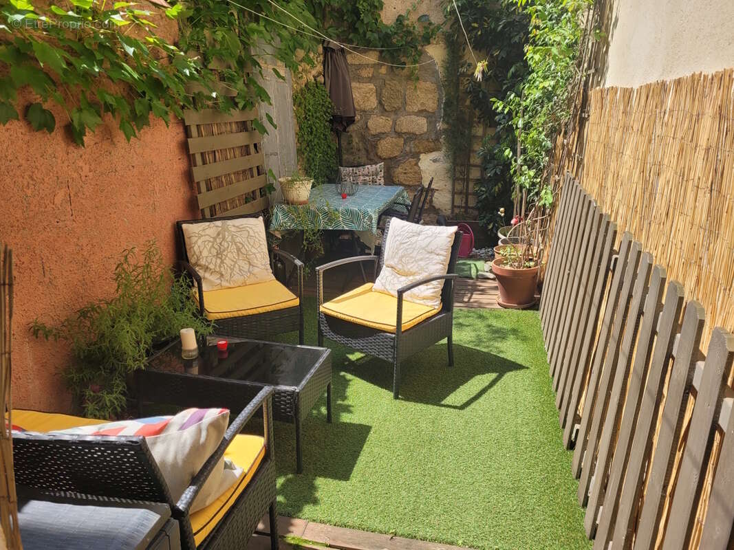 Appartement à SAINT-GENIES-DE-FONTEDIT