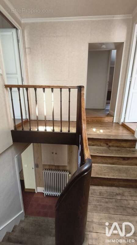 Maison 200 m² à Chateauroux  - photo 5