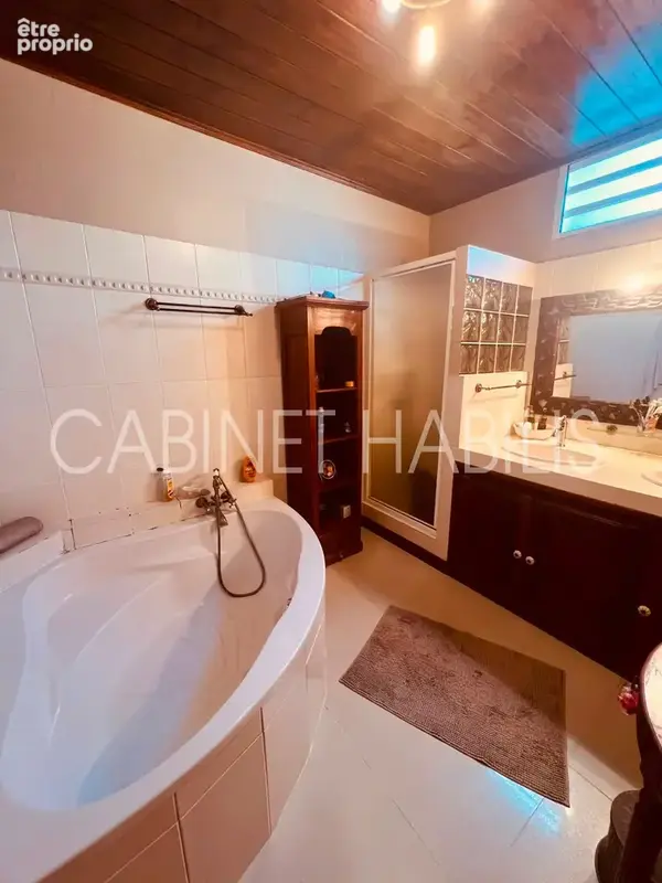 A vendre - villa t5 - 243.71 m2 environ s.totale - saint denis - 930 000 € - photo 8