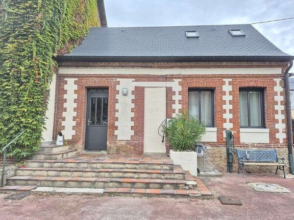 Maison à FORGES-LES-EAUX