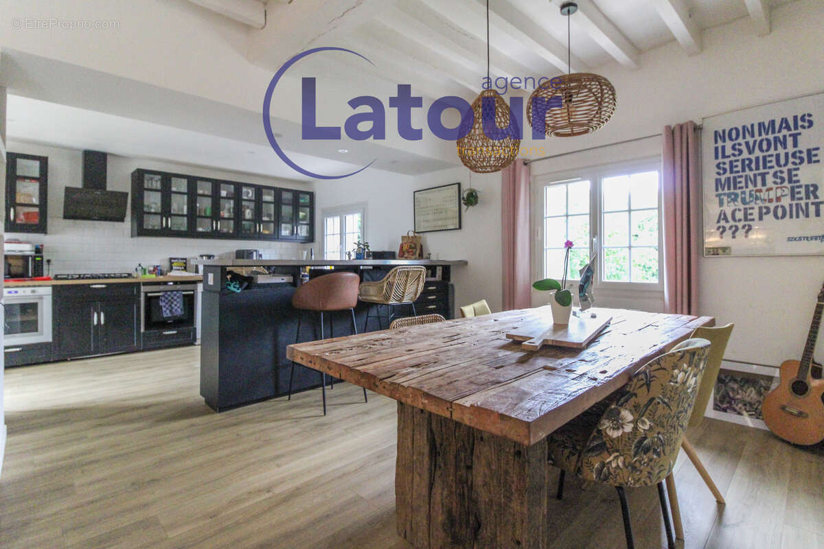 Maison à MEZIERES-EN-DROUAIS